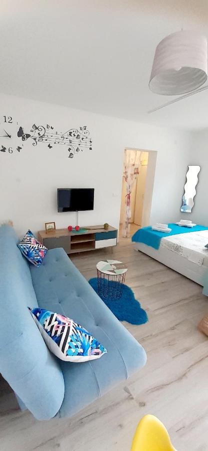 Lennida Studio Apartman With Free Parking Kavran Eksteriør billede