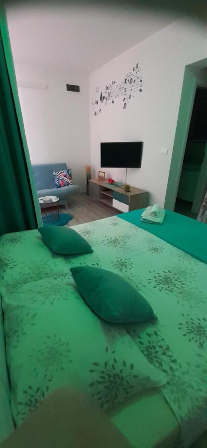 Lennida Studio Apartman With Free Parking Kavran Eksteriør billede