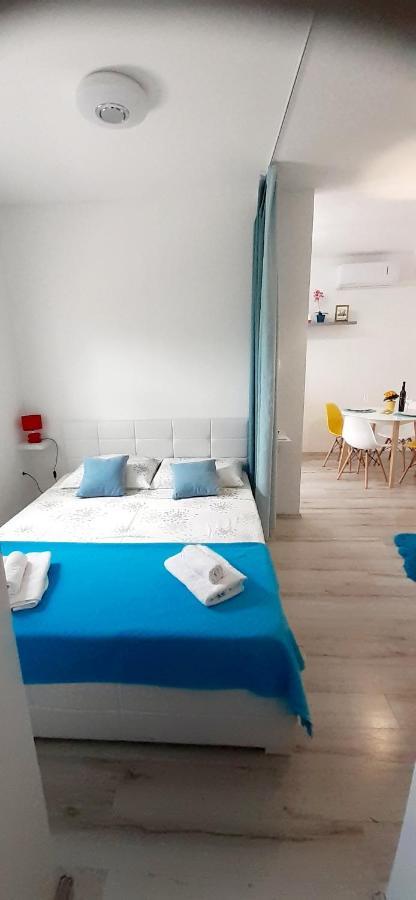 Lennida Studio Apartman With Free Parking Kavran Eksteriør billede