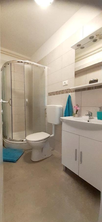 Lennida Studio Apartman With Free Parking Kavran Eksteriør billede