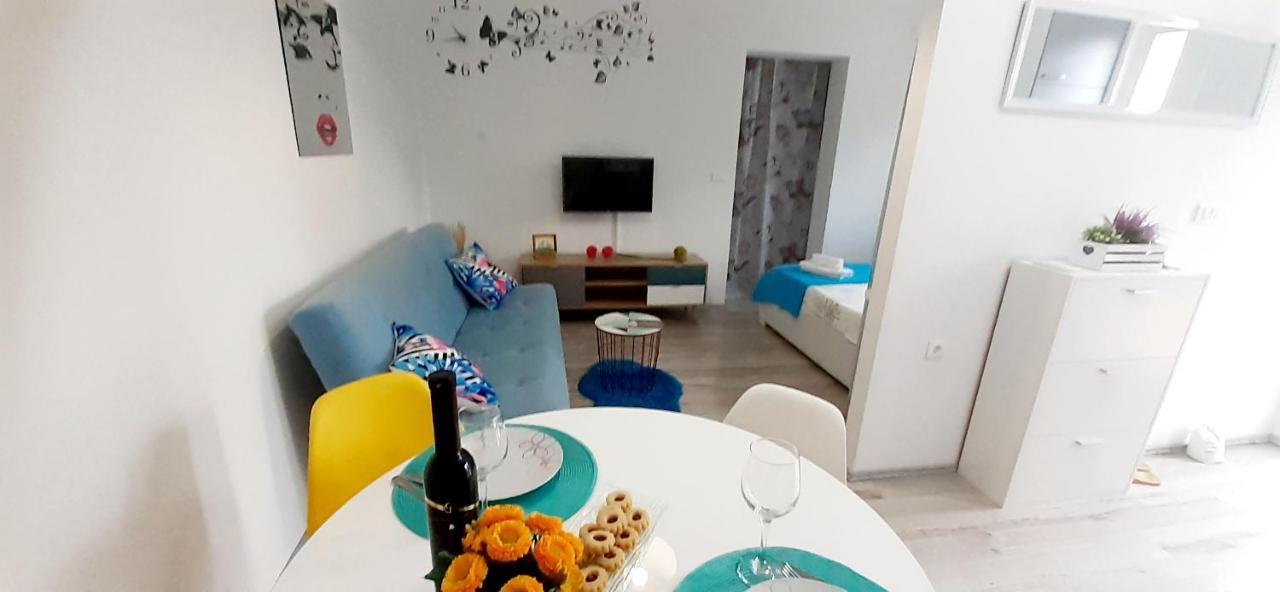 Lennida Studio Apartman With Free Parking Kavran Eksteriør billede